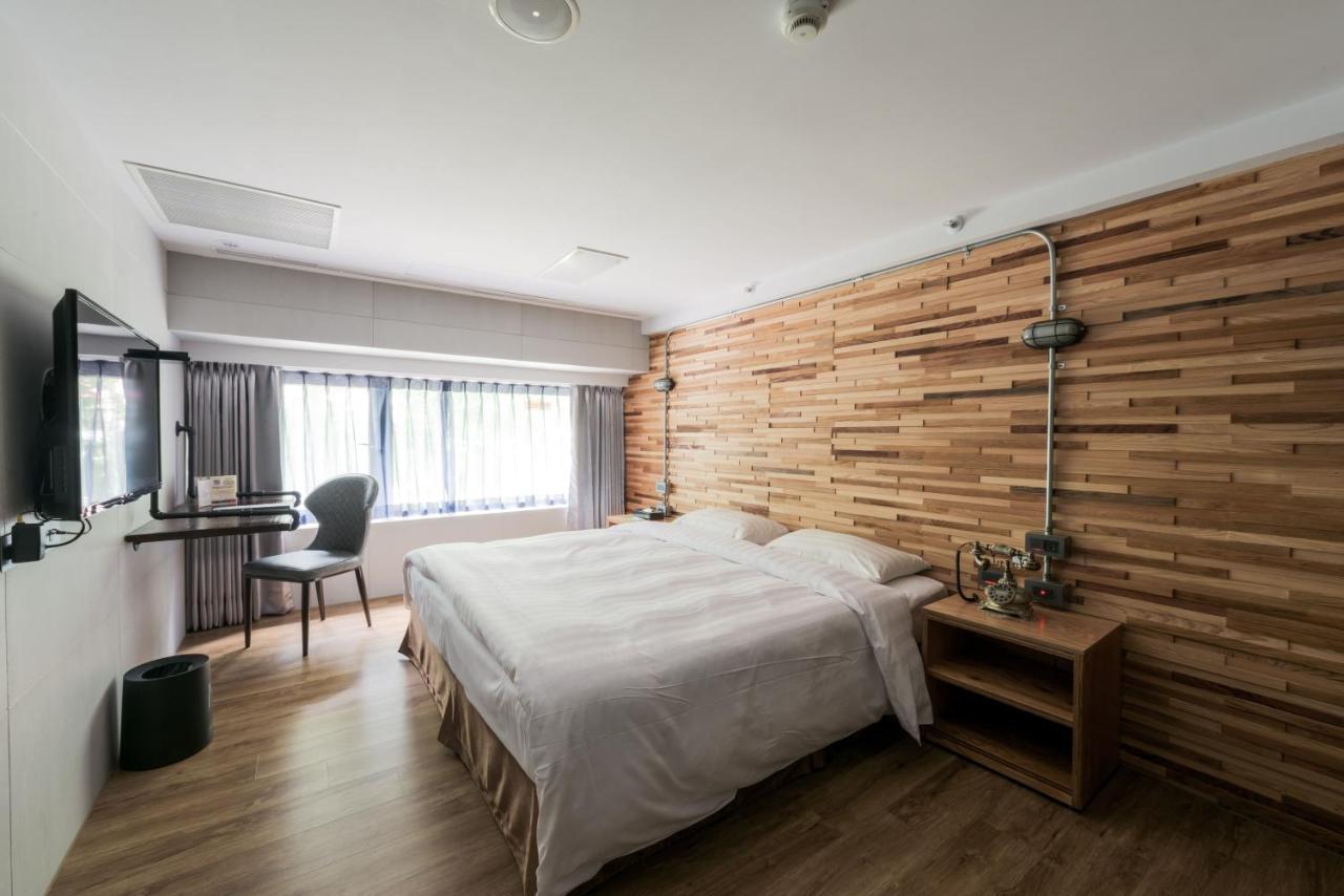 RF Hotel - Zhongxiao Tajpej Buitenkant foto