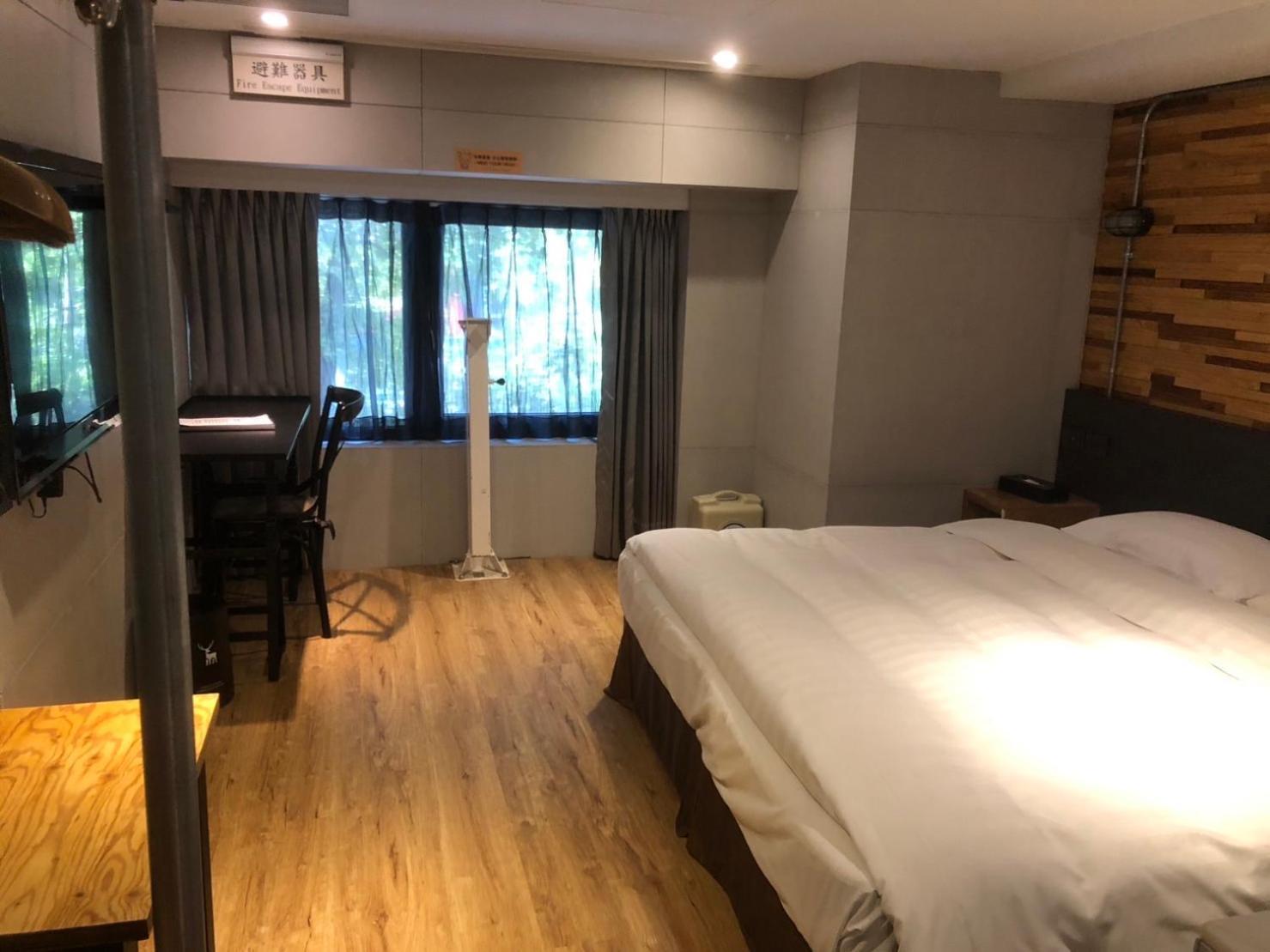 RF Hotel - Zhongxiao Tajpej Buitenkant foto