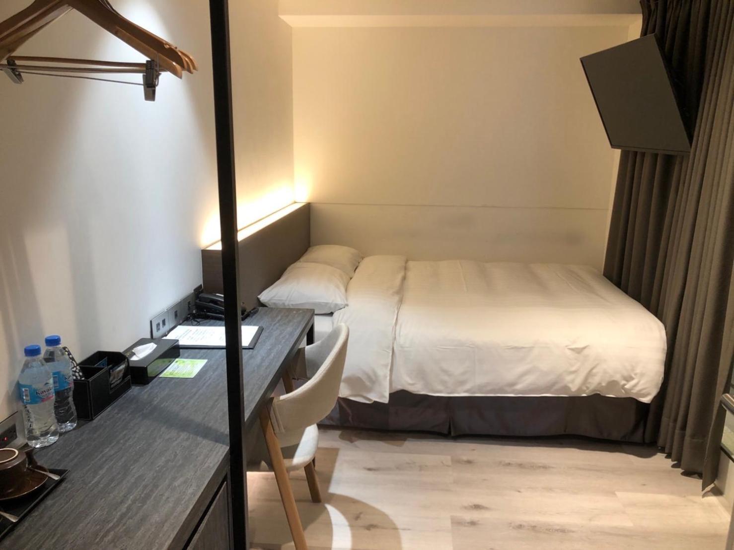 RF Hotel - Zhongxiao Tajpej Buitenkant foto