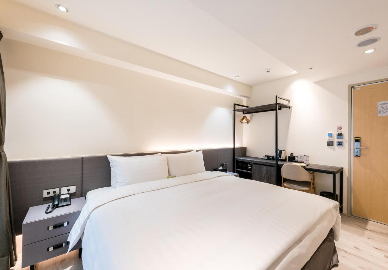 RF Hotel - Zhongxiao Tajpej Buitenkant foto